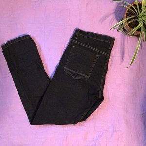 New men’s 34x32 dark wash jeans